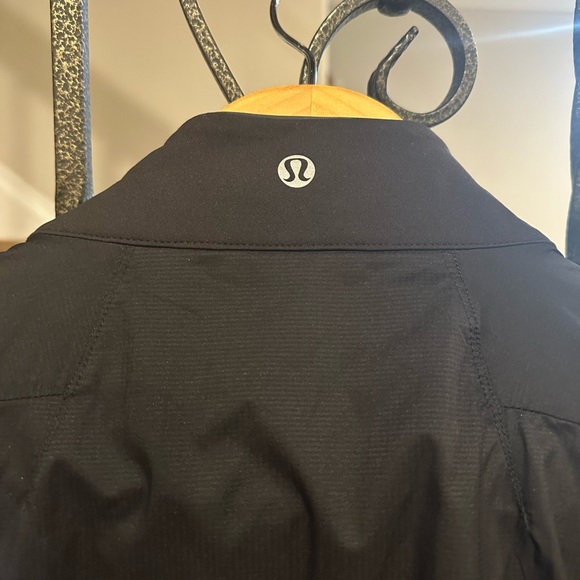 Lululemon Men’s Jacket Black Size XL - Picture 3 of 7